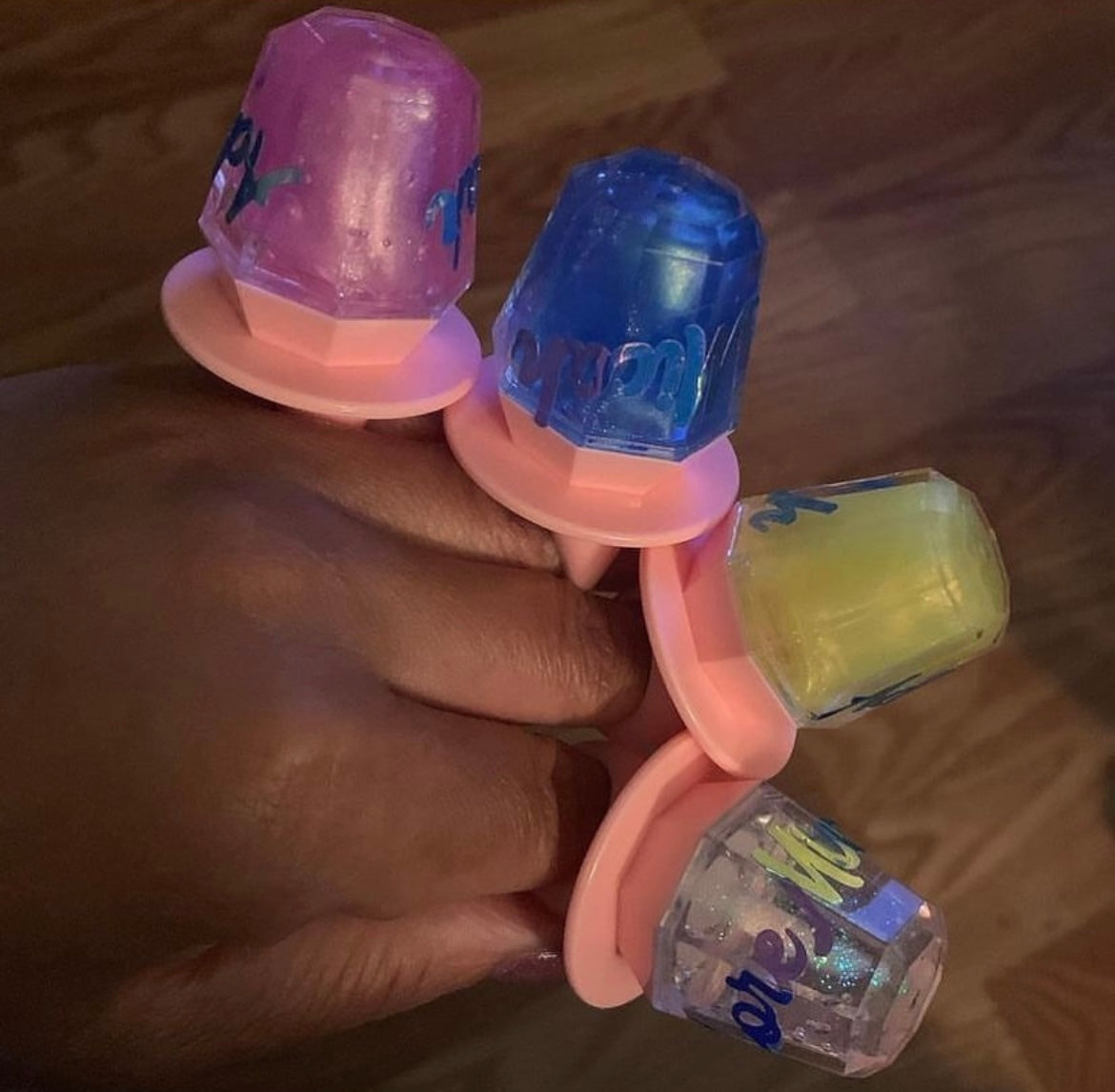 Ring pop tubes